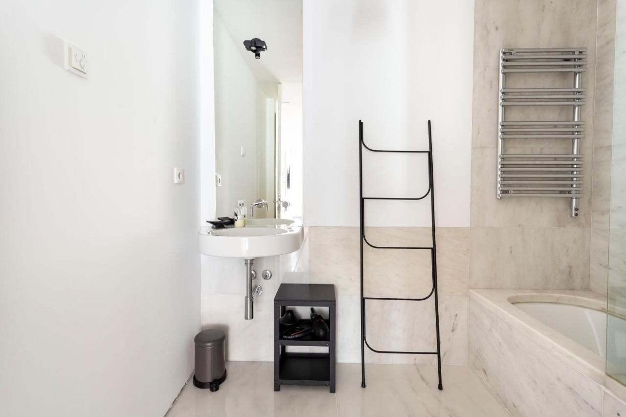 Altido Stylish 5Br Apt With Big Terrace In Principe Real Lisboa Exterior foto